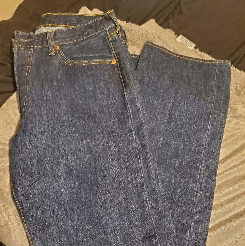 Jeans - Picture 2 of 3